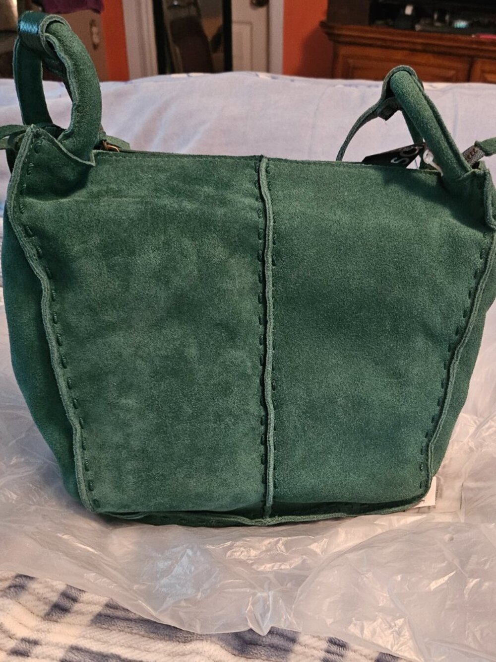 Los Feliz Leather Crossbody Pine Suede - Picture 7 of 10